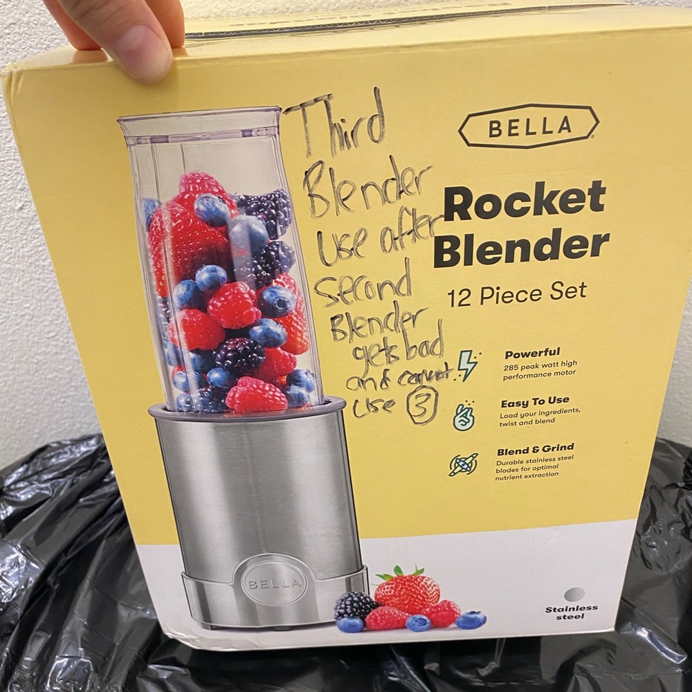 Brand New In Box Silver Stainless Steel Bella Rocket Blender 12 Piece Set